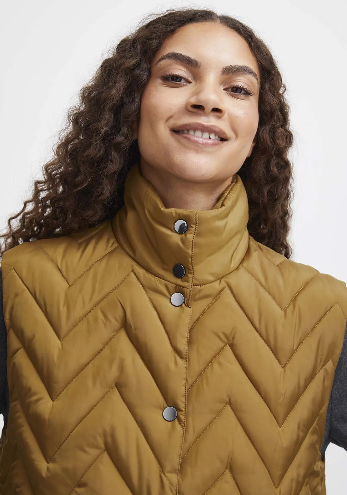 Amaxa Waistcoat - Dull Gold