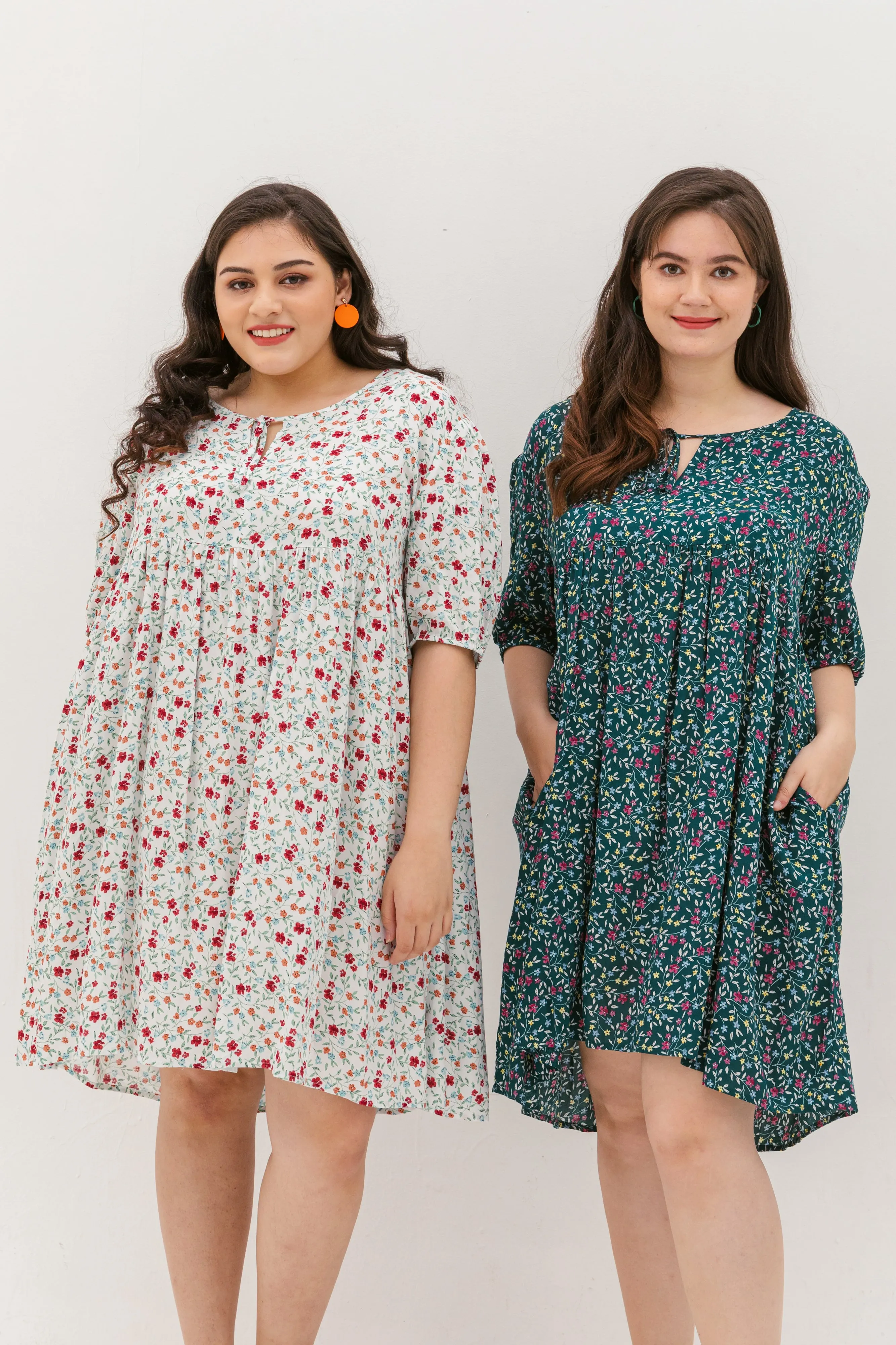 Bridget Tie Neck Keyhole Babydoll Dress In Green Floral