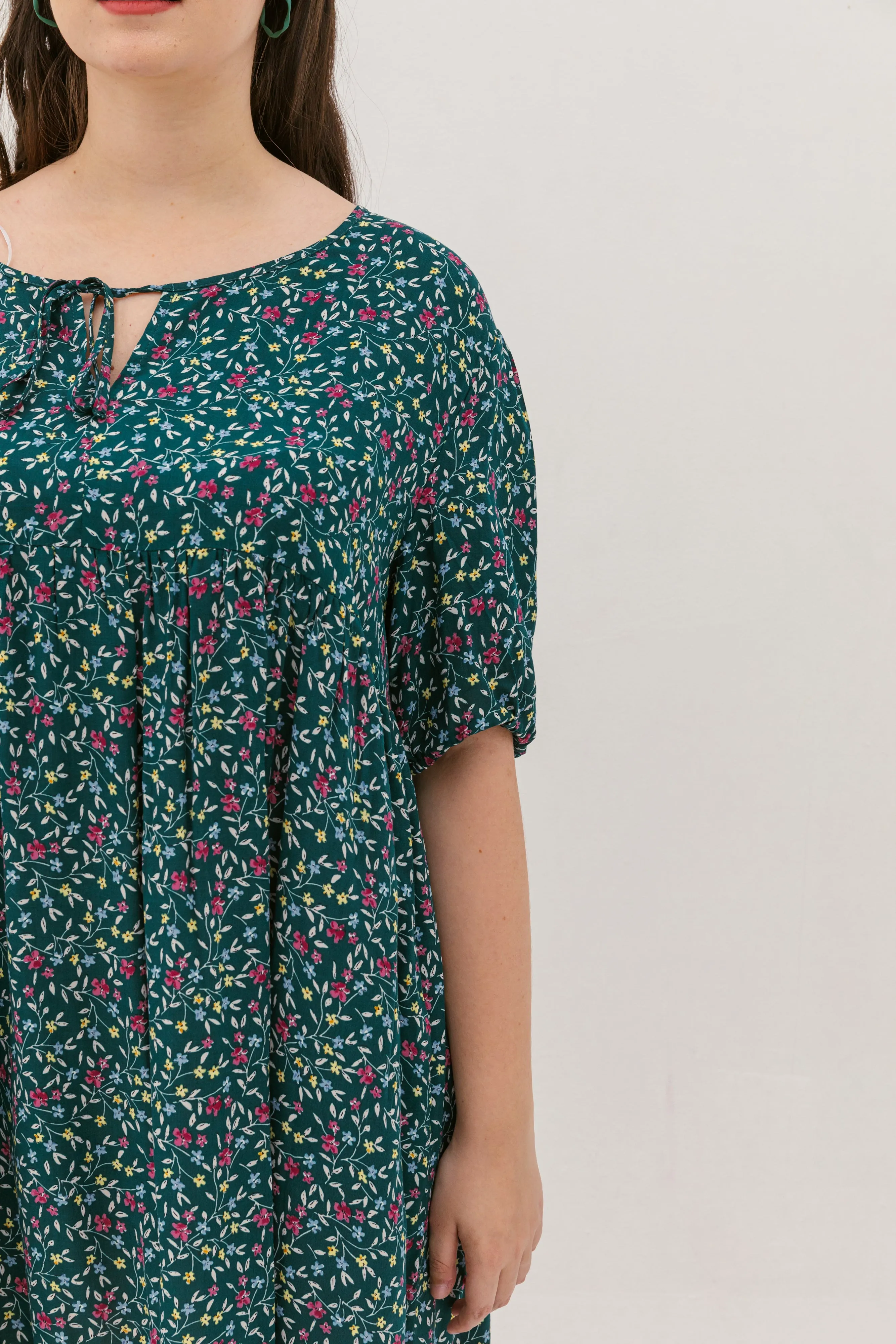Bridget Tie Neck Keyhole Babydoll Dress In Green Floral
