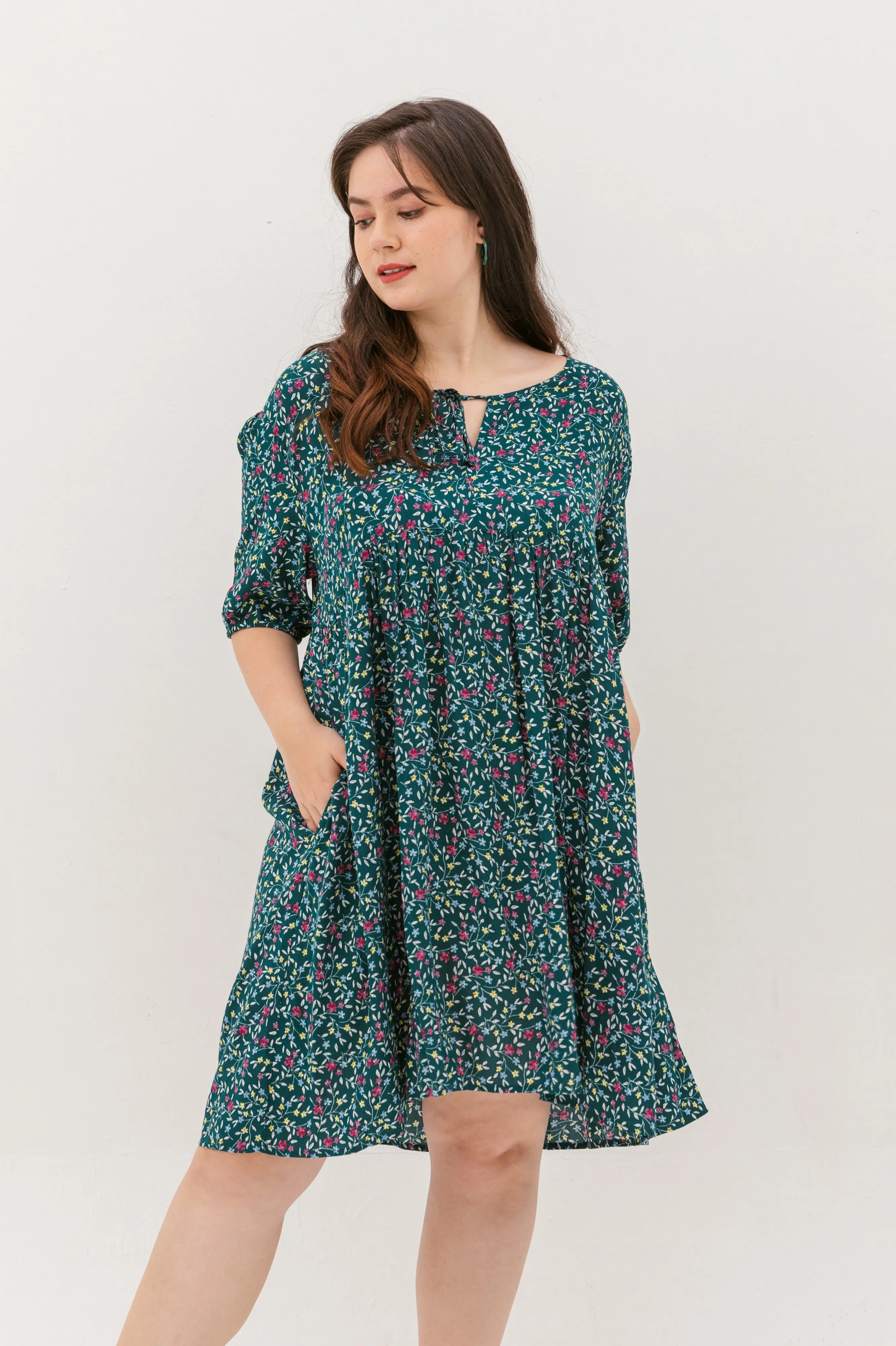 Bridget Tie Neck Keyhole Babydoll Dress In Green Floral