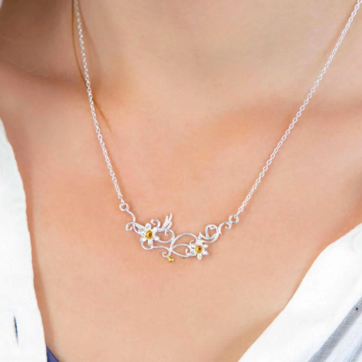 Daffodil Flower Necklace in Sterling Silver & 18 Carat Gold