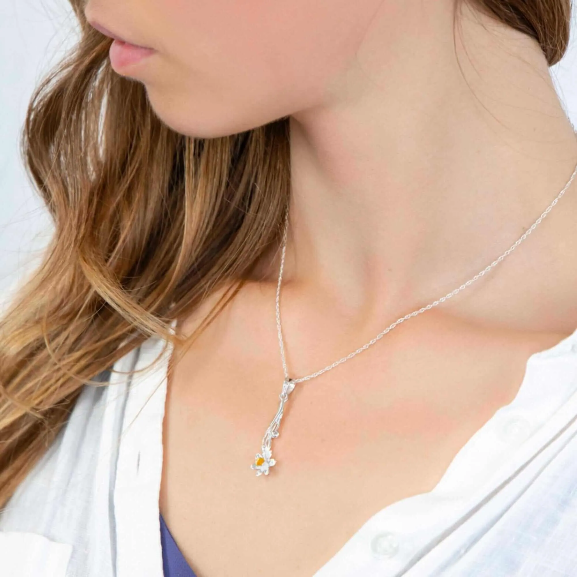 Daffodil Flower Pendant in Sterling Silver & 18 Carat Gold