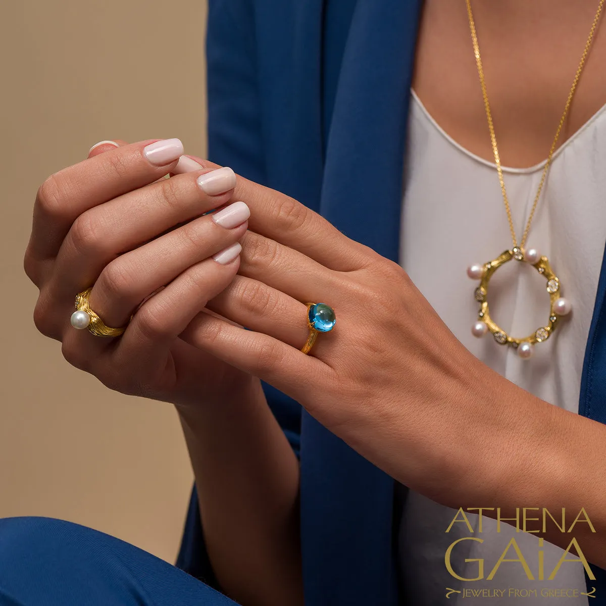 Four Seasons Open Circle Winter Necklace