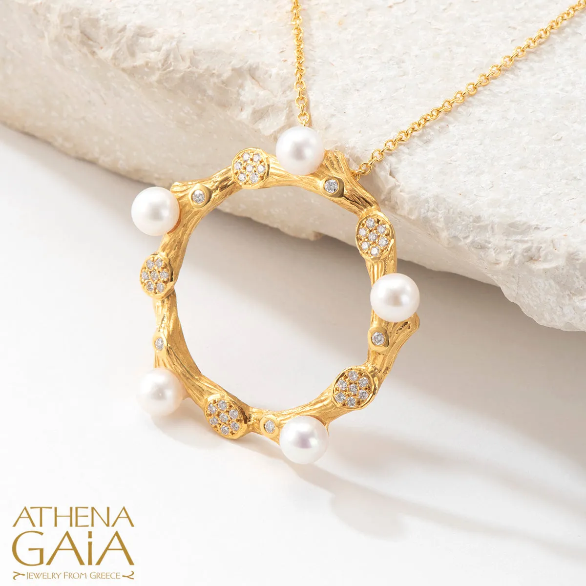 Four Seasons Open Circle Winter Necklace