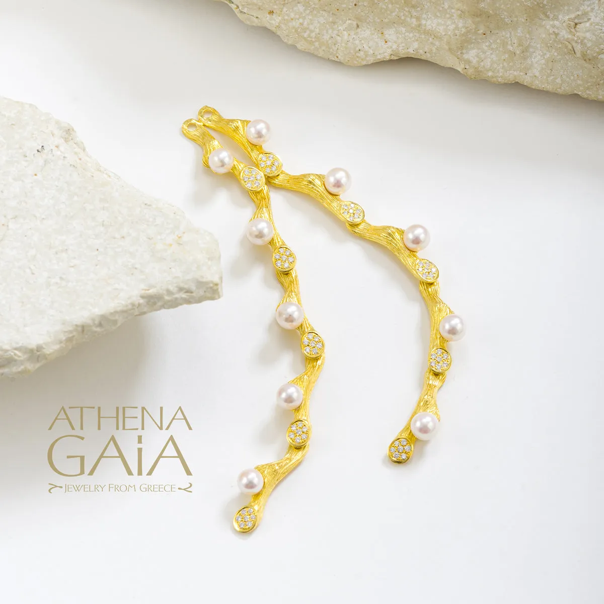 Four Seasons Winter Necklace with Pendant