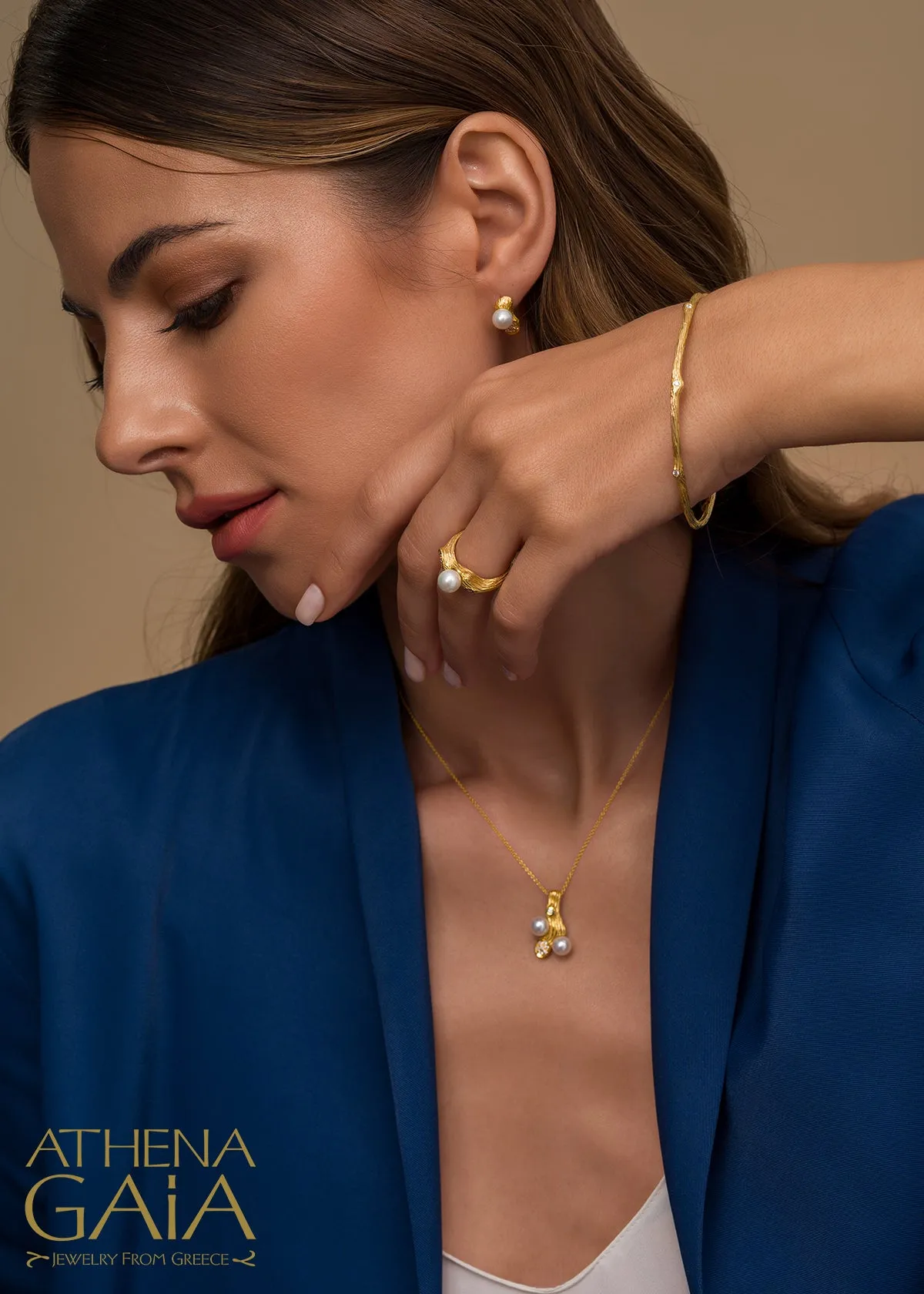 Four Seasons Winter Necklace