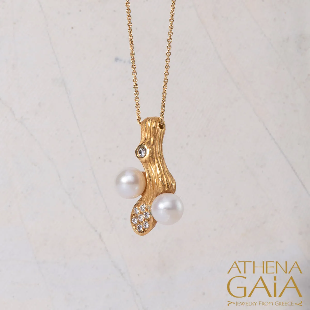Four Seasons Winter Necklace