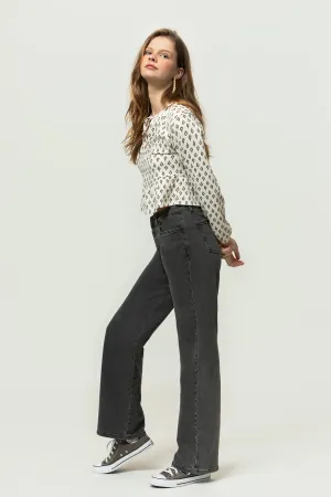 JEANS RECTOS TACHUELAS