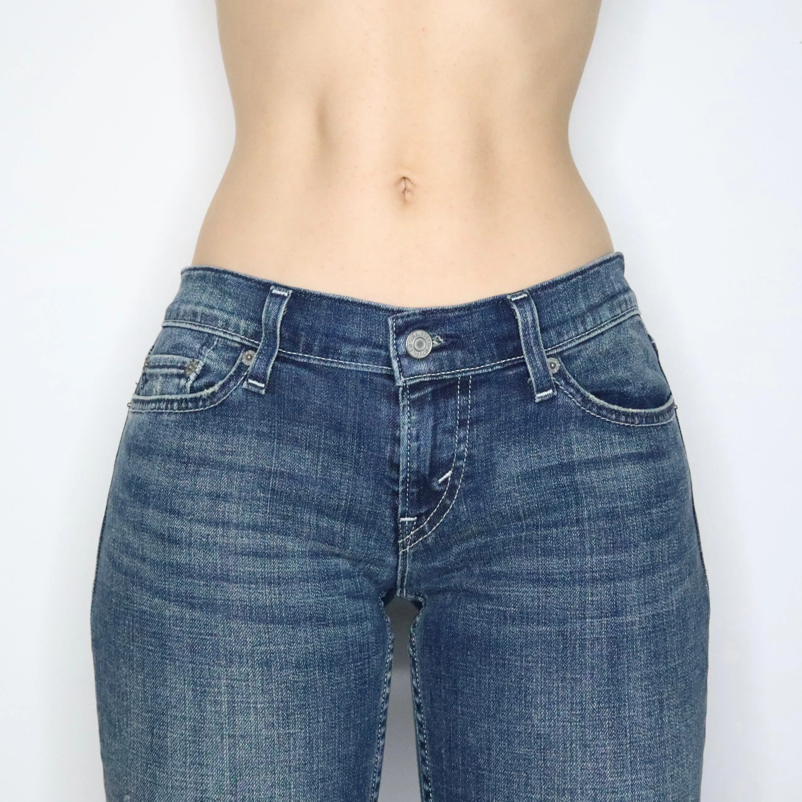Levi's Low Rise Flare Jeans (Small) 