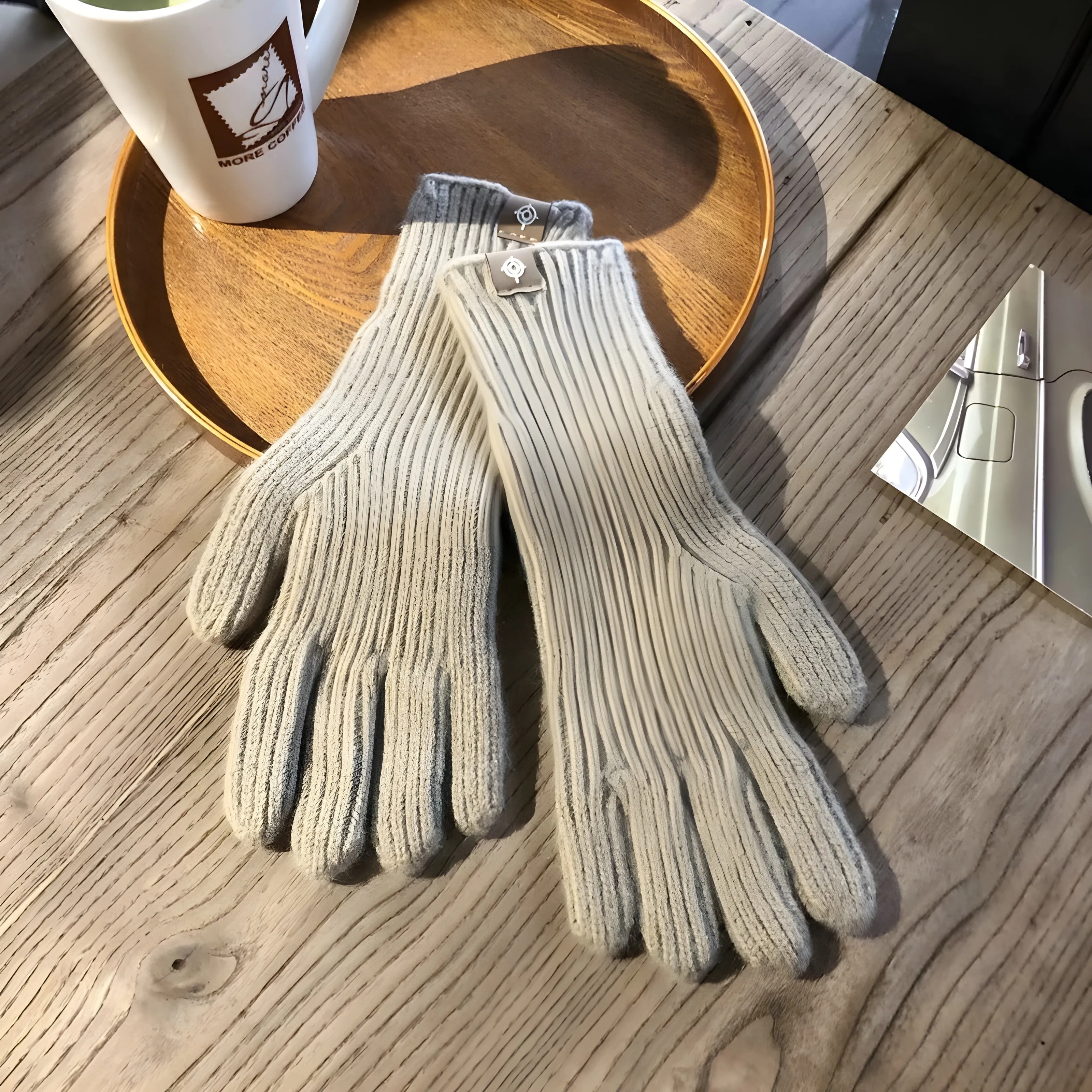 Ribbed Winter Gloves