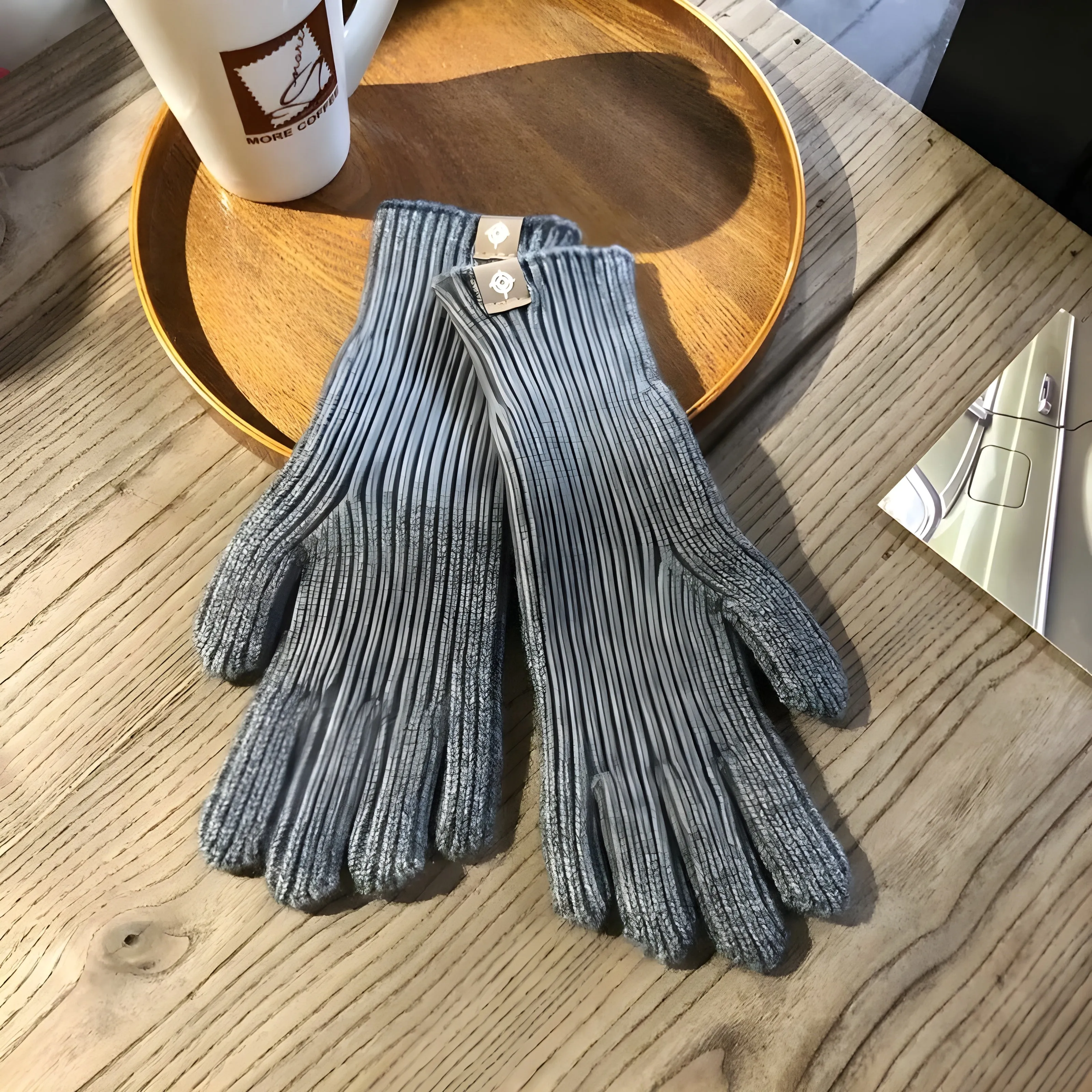 Ribbed Winter Gloves