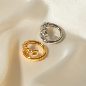 TEEK - Stainless Steel Knot Bypass Ring