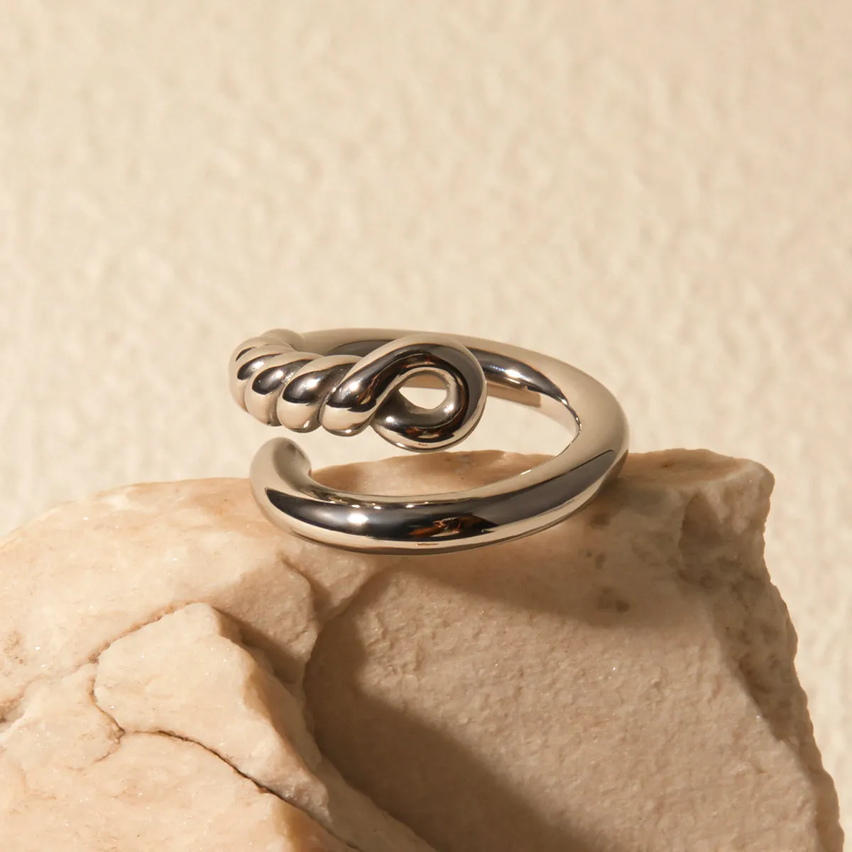 TEEK - Stainless Steel Knot Bypass Ring
