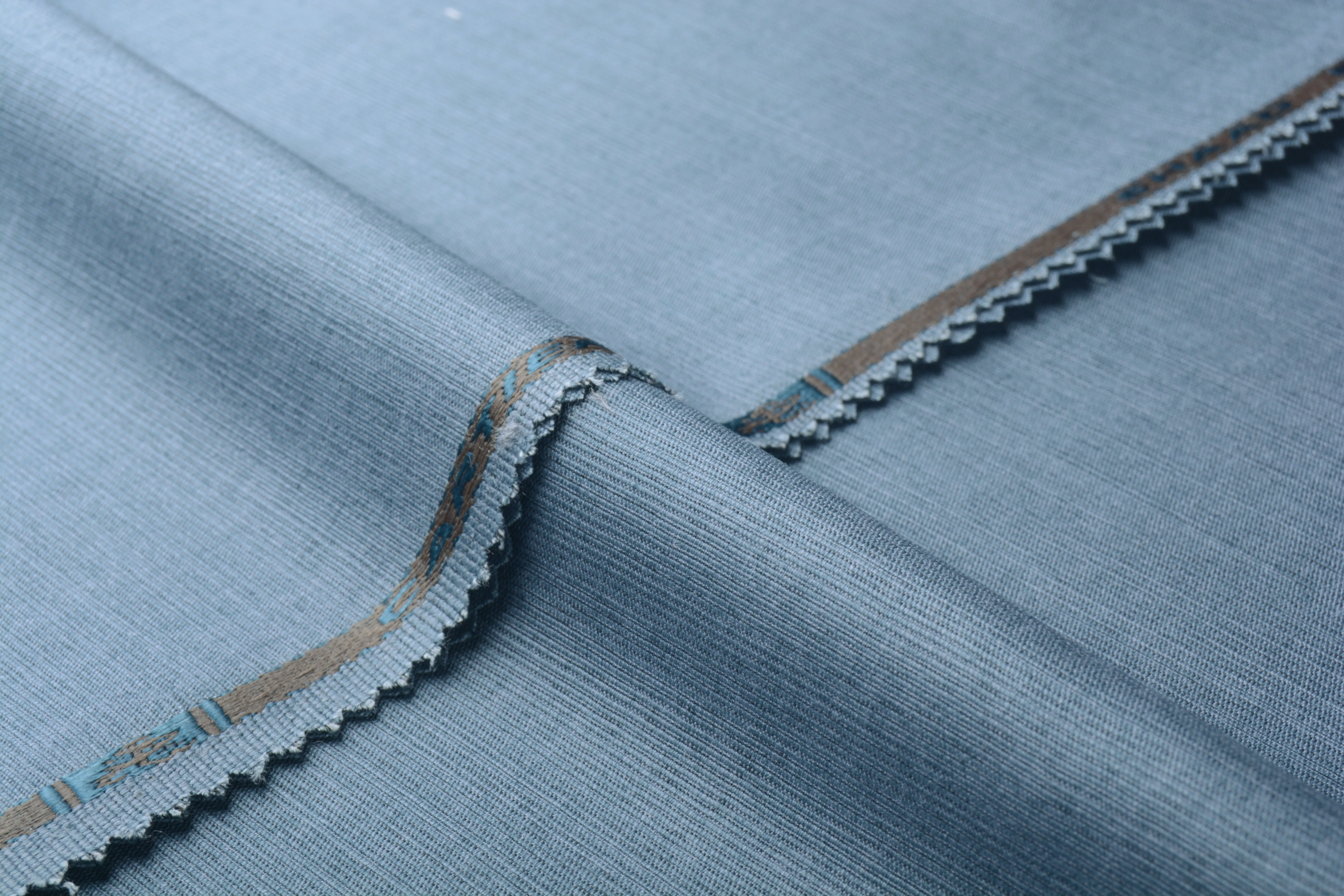 WOOL FINISH SUTTING - CARTIER